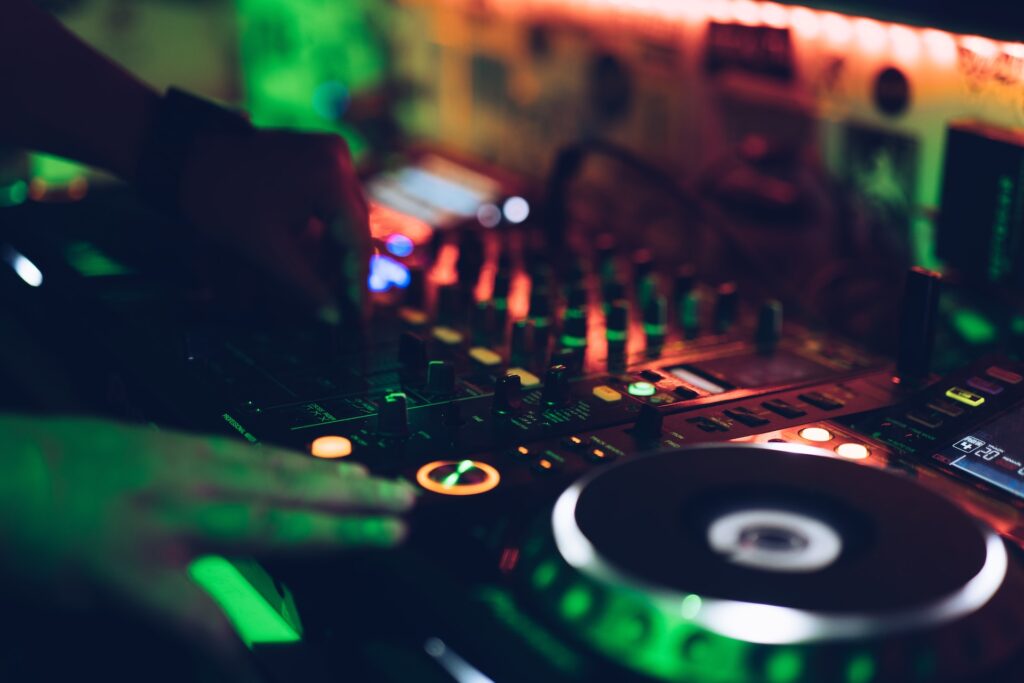Central Tapas DJ
