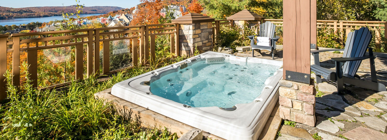 Airbnbs Mont Tremblant with Hot Tub